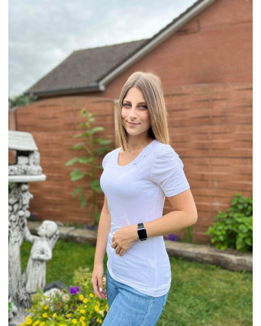 Tee-shirt nœud niveau poitrine